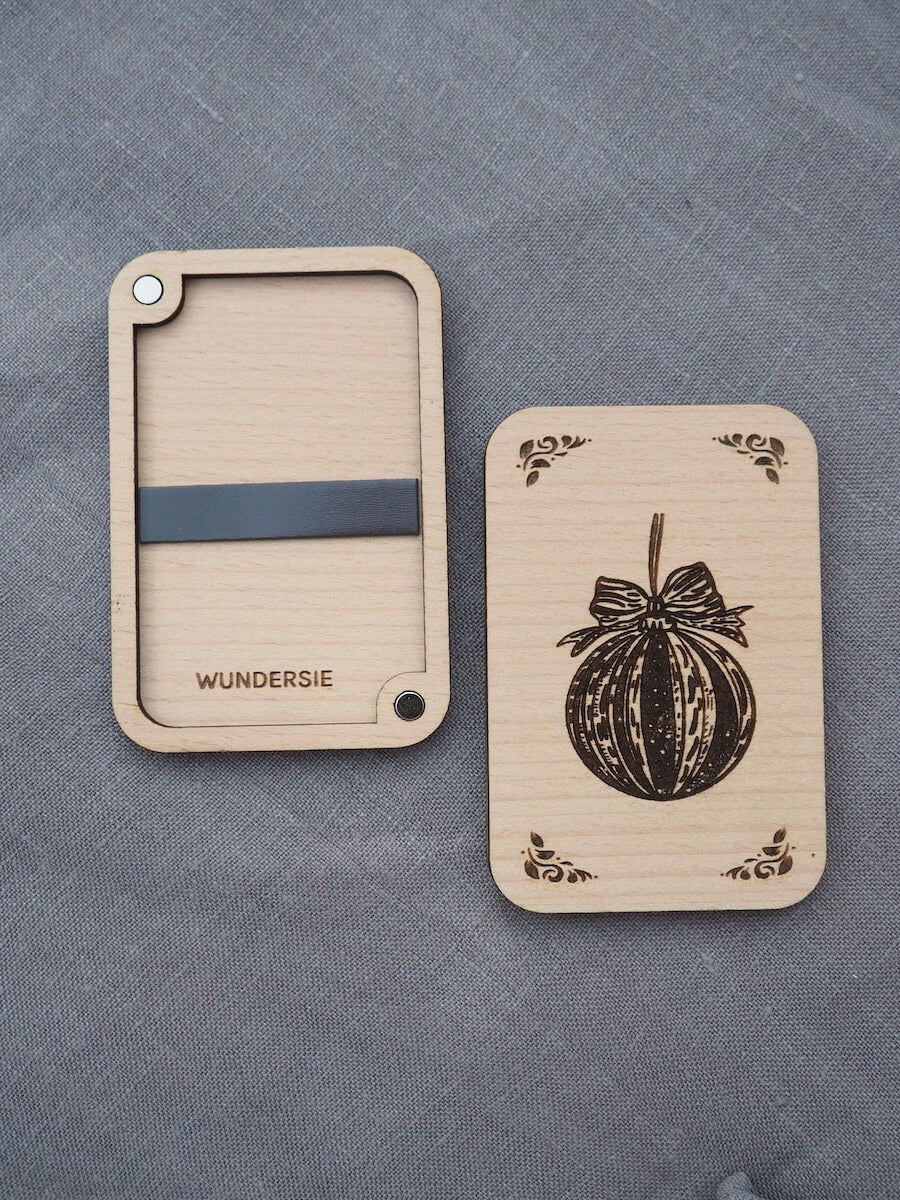 Magnetisches Nadeletui aus Buchenholz