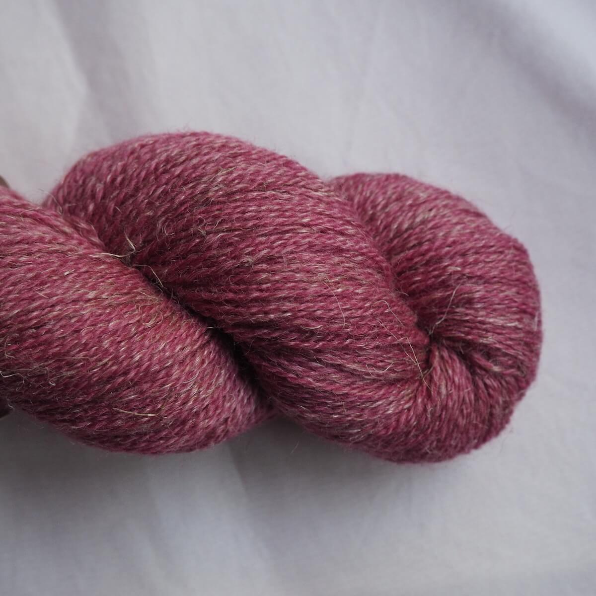 Aestiva - Leichtes Fingering Garn aus 70% Abruzzo Merino Wolle und 30% Leinen, 50g/300m, Lanivendole